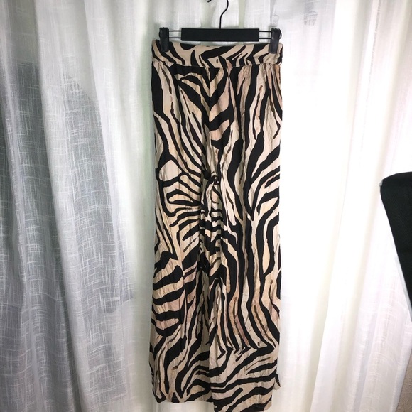 Zebra Print Wide Leg Pants size 2 - Picture 6 of 14